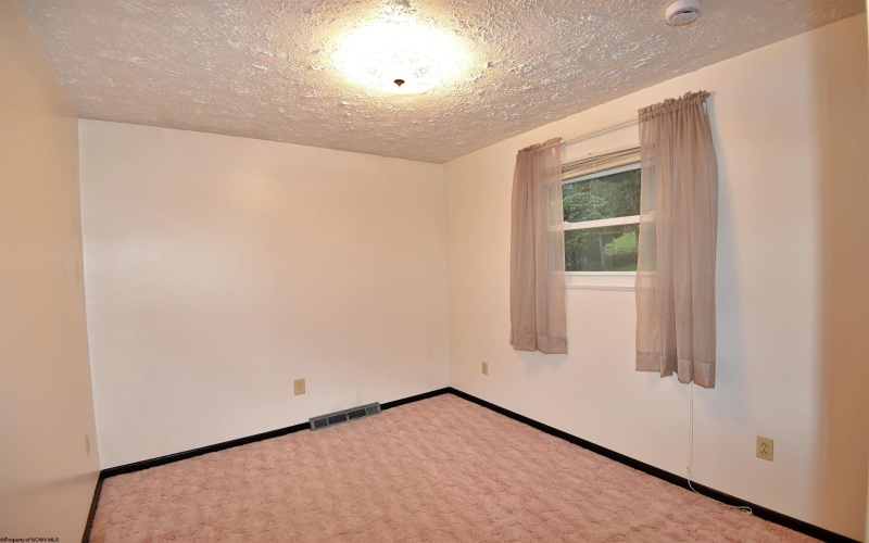 1100 Country Club Road, Clarksburg, West Virginia 26301, 3 Bedrooms Bedrooms, 7 Rooms Rooms,2 BathroomsBathrooms,Single Family Detached,For Sale,Country Club,10162071 1100 Country Club Road, Clarksburg, West Virginia 26301, 3 Bedrooms Bedrooms, 7 Rooms Rooms,2 BathroomsBathrooms,Single Family Detached,For Sale,Country Club,10162071