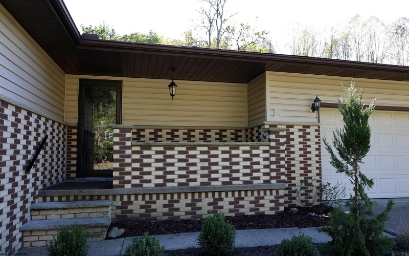 1100 Country Club Road, Clarksburg, West Virginia 26301, 3 Bedrooms Bedrooms, 7 Rooms Rooms,2 BathroomsBathrooms,Single Family Detached,For Sale,Country Club,10162071 1100 Country Club Road, Clarksburg, West Virginia 26301, 3 Bedrooms Bedrooms, 7 Rooms Rooms,2 BathroomsBathrooms,Single Family Detached,For Sale,Country Club,10162071