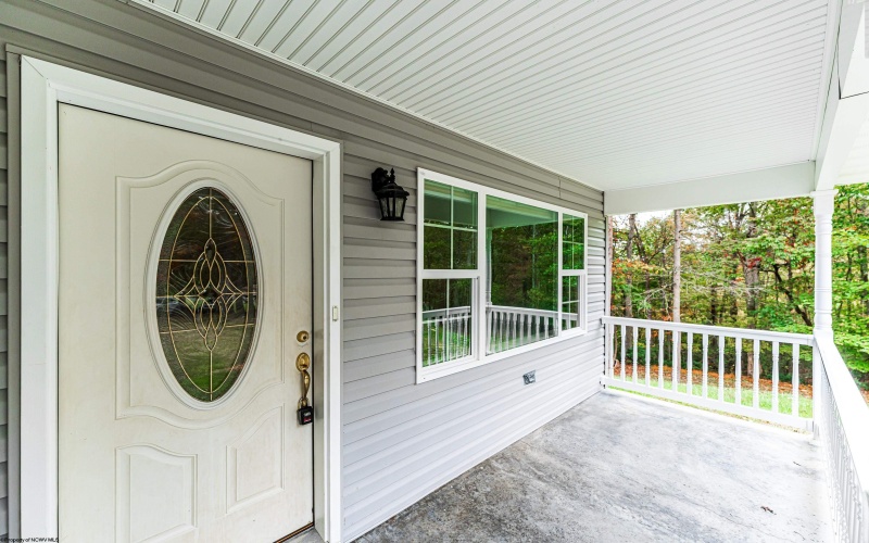 1201 Mount Zion Road, Fairmont, West Virginia 26554, 3 Bedrooms Bedrooms, 6 Rooms Rooms,2 BathroomsBathrooms,Single Family Detached,For Sale,Mount Zion,10162078