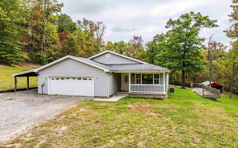 1201 Mount Zion Road, Fairmont, West Virginia 26554, 3 Bedrooms Bedrooms, 6 Rooms Rooms,2 BathroomsBathrooms,Single Family Detached,For Sale,Mount Zion,10162078