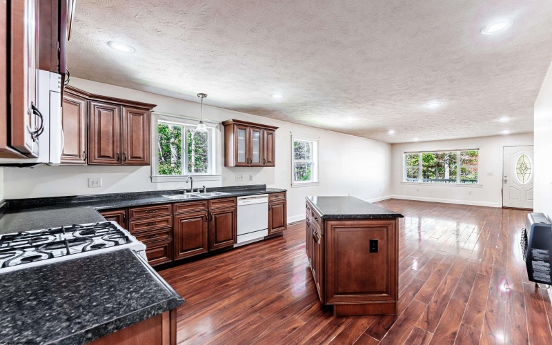 1201 Mount Zion Road, Fairmont, West Virginia 26554, 3 Bedrooms Bedrooms, 6 Rooms Rooms,2 BathroomsBathrooms,Single Family Detached,For Sale,Mount Zion,10162078