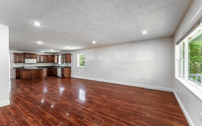 1201 Mount Zion Road, Fairmont, West Virginia 26554, 3 Bedrooms Bedrooms, 6 Rooms Rooms,2 BathroomsBathrooms,Single Family Detached,For Sale,Mount Zion,10162078