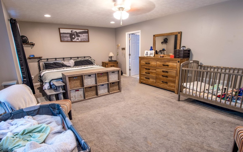 2316 Hancock Lane, Fairmont, West Virginia 26554, 3 Bedrooms Bedrooms, 6 Rooms Rooms,2 BathroomsBathrooms,Single Family Detached,For Sale,Hancock,10162072