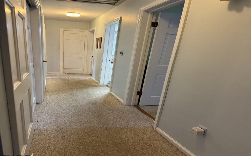 913 Henry Drive, Fairmont, West Virginia 26554, 2 Bedrooms Bedrooms, 6 Rooms Rooms,2 BathroomsBathrooms,Single Family Detached,For Sale,Henry,10162101 913 Henry Drive, Fairmont, West Virginia 26554, 2 Bedrooms Bedrooms, 6 Rooms Rooms,2 BathroomsBathrooms,Single Family Detached,For Sale,Henry,10162101