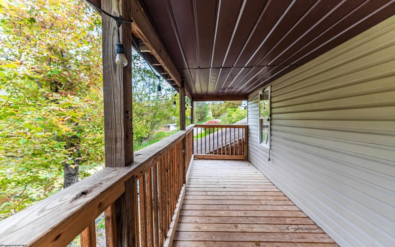 17 Brands Run Road, Morgantown, West Virginia 26501, 2 Bedrooms Bedrooms, 6 Rooms Rooms,1 BathroomBathrooms,Single Family Detached,For Sale,Brands Run,10162090 17 Brands Run Road, Morgantown, West Virginia 26501, 2 Bedrooms Bedrooms, 6 Rooms Rooms,1 BathroomBathrooms,Single Family Detached,For Sale,Brands Run,10162090