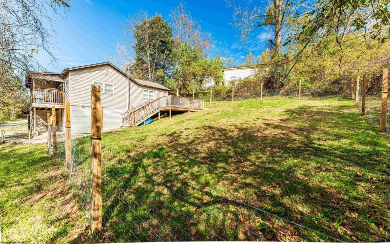 17 Brands Run Road, Morgantown, West Virginia 26501, 2 Bedrooms Bedrooms, 6 Rooms Rooms,1 BathroomBathrooms,Single Family Detached,For Sale,Brands Run,10162090 17 Brands Run Road, Morgantown, West Virginia 26501, 2 Bedrooms Bedrooms, 6 Rooms Rooms,1 BathroomBathrooms,Single Family Detached,For Sale,Brands Run,10162090