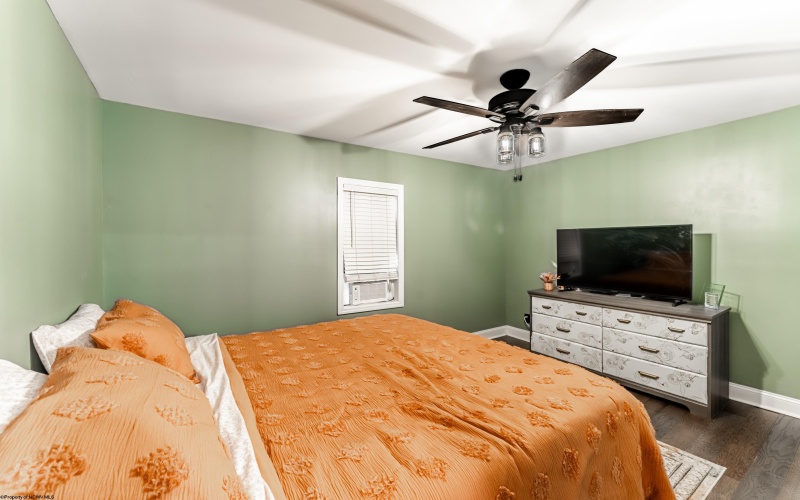 17 Brands Run Road, Morgantown, West Virginia 26501, 2 Bedrooms Bedrooms, 6 Rooms Rooms,1 BathroomBathrooms,Single Family Detached,For Sale,Brands Run,10162090 17 Brands Run Road, Morgantown, West Virginia 26501, 2 Bedrooms Bedrooms, 6 Rooms Rooms,1 BathroomBathrooms,Single Family Detached,For Sale,Brands Run,10162090