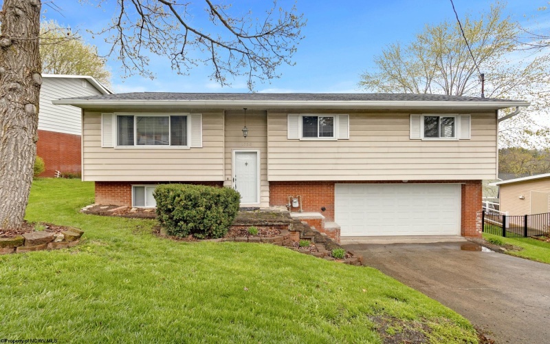1358 Headlee Avenue, Morgantown, West Virginia 26505, 3 Bedrooms Bedrooms, 8 Rooms Rooms,2 BathroomsBathrooms,Single Family Detached,For Sale,Headlee,10158986 1358 Headlee Avenue, Morgantown, West Virginia 26505, 3 Bedrooms Bedrooms, 8 Rooms Rooms,2 BathroomsBathrooms,Single Family Detached,For Sale,Headlee,10158986