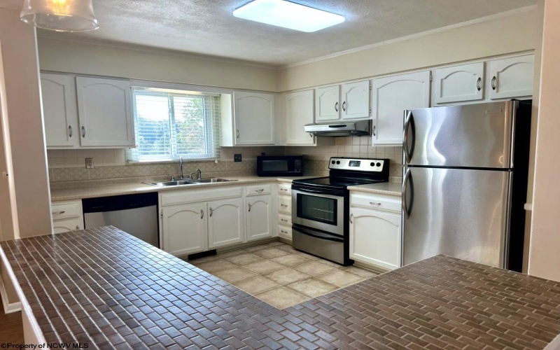 1358 Headlee Avenue, Morgantown, West Virginia 26505, 3 Bedrooms Bedrooms, 8 Rooms Rooms,2 BathroomsBathrooms,Single Family Detached,For Sale,Headlee,10158986 1358 Headlee Avenue, Morgantown, West Virginia 26505, 3 Bedrooms Bedrooms, 8 Rooms Rooms,2 BathroomsBathrooms,Single Family Detached,For Sale,Headlee,10158986