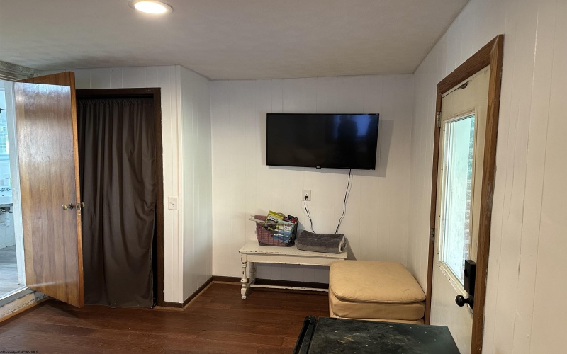 605 Mineral Road, Glenville, West Virginia 26351, 4 Bedrooms Bedrooms, 7 Rooms Rooms,1 BathroomBathrooms,Single Family Detached,For Sale,Mineral,10162109