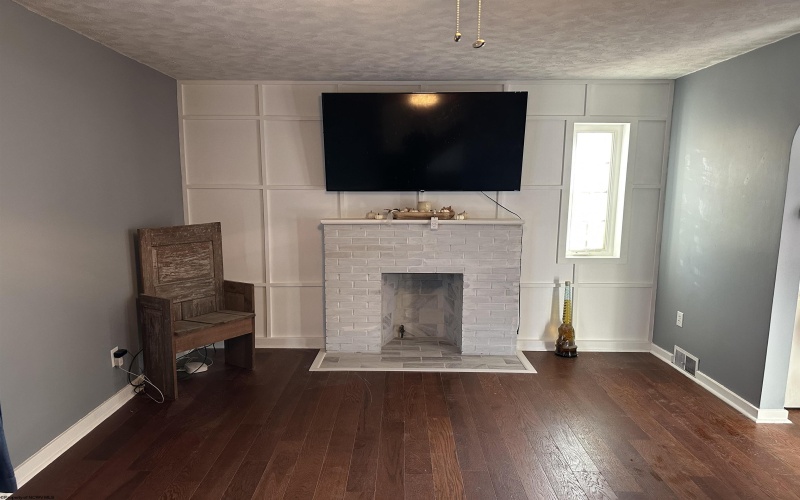 605 Mineral Road, Glenville, West Virginia 26351, 4 Bedrooms Bedrooms, 7 Rooms Rooms,1 BathroomBathrooms,Single Family Detached,For Sale,Mineral,10162109