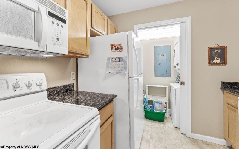 1117 University Avenue, Morgantown, West Virginia 26505, 1 Bedroom Bedrooms, 4 Rooms Rooms,1 BathroomBathrooms,Single Family Attached,For Sale,University,10162114 1117 University Avenue, Morgantown, West Virginia 26505, 1 Bedroom Bedrooms, 4 Rooms Rooms,1 BathroomBathrooms,Single Family Attached,For Sale,University,10162114