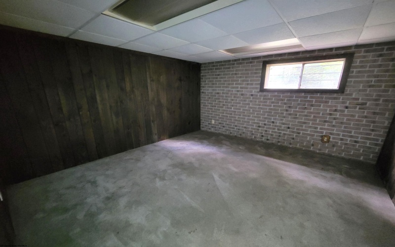 11 1/2 Freeland Street, Fairmont, West Virginia 26554, 2 Bedrooms Bedrooms, 7 Rooms Rooms,2 BathroomsBathrooms,Single Family Detached,For Sale,Freeland,10162124 11 1/2 Freeland Street, Fairmont, West Virginia 26554, 2 Bedrooms Bedrooms, 7 Rooms Rooms,2 BathroomsBathrooms,Single Family Detached,For Sale,Freeland,10162124