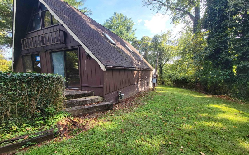11 1/2 Freeland Street, Fairmont, West Virginia 26554, 2 Bedrooms Bedrooms, 7 Rooms Rooms,2 BathroomsBathrooms,Single Family Detached,For Sale,Freeland,10162124 11 1/2 Freeland Street, Fairmont, West Virginia 26554, 2 Bedrooms Bedrooms, 7 Rooms Rooms,2 BathroomsBathrooms,Single Family Detached,For Sale,Freeland,10162124