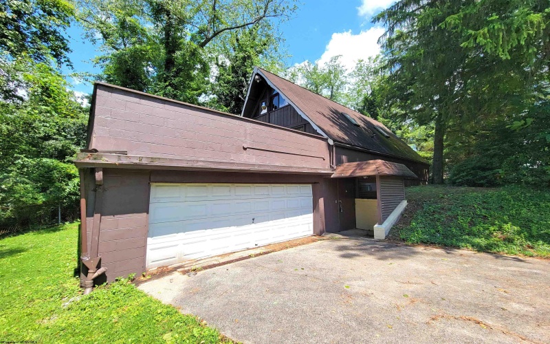 11 1/2 Freeland Street, Fairmont, West Virginia 26554, 2 Bedrooms Bedrooms, 7 Rooms Rooms,2 BathroomsBathrooms,Single Family Detached,For Sale,Freeland,10162124 11 1/2 Freeland Street, Fairmont, West Virginia 26554, 2 Bedrooms Bedrooms, 7 Rooms Rooms,2 BathroomsBathrooms,Single Family Detached,For Sale,Freeland,10162124