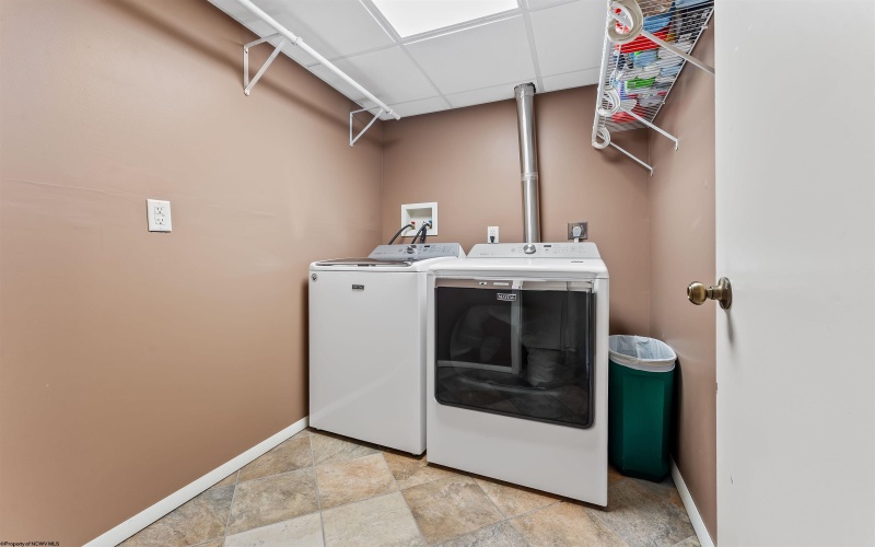 20 Meadow Brooke Drive, Morgantown, West Virginia 26508, 3 Bedrooms Bedrooms, 7 Rooms Rooms,2 BathroomsBathrooms,Single Family Detached,For Sale,Meadow Brooke,10162136 20 Meadow Brooke Drive, Morgantown, West Virginia 26508, 3 Bedrooms Bedrooms, 7 Rooms Rooms,2 BathroomsBathrooms,Single Family Detached,For Sale,Meadow Brooke,10162136