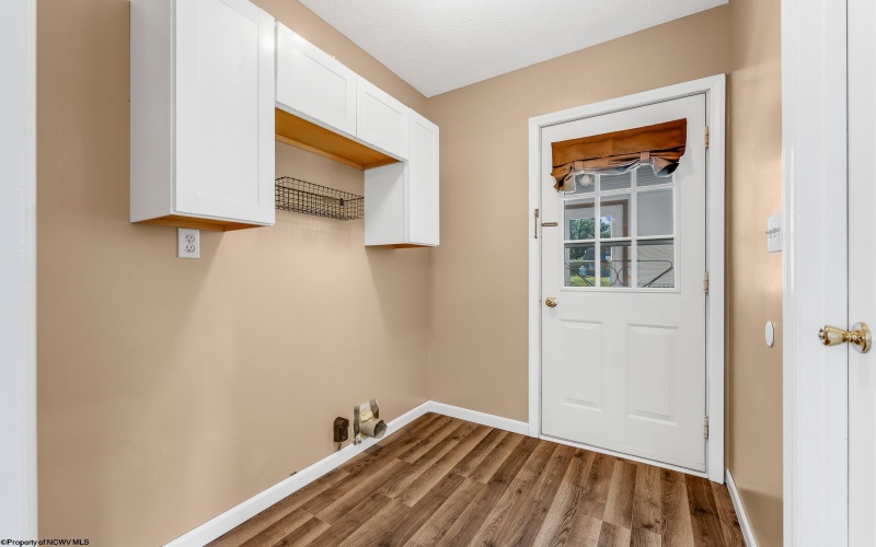 128 M Road, Arthurdale, West Virginia 26520, 3 Bedrooms Bedrooms, 7 Rooms Rooms,1 BathroomBathrooms,Single Family Detached,For Sale,M,10162125