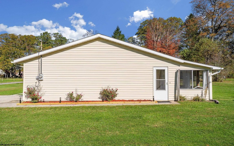 128 M Road, Arthurdale, West Virginia 26520, 3 Bedrooms Bedrooms, 7 Rooms Rooms,1 BathroomBathrooms,Single Family Detached,For Sale,M,10162125