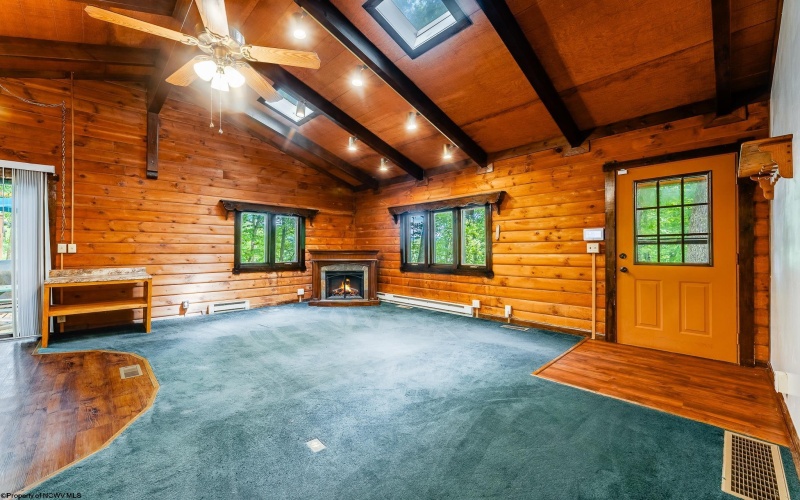 265 Paradise Circle, Morgantown, West Virginia 26508, 4 Bedrooms Bedrooms, 9 Rooms Rooms,2 BathroomsBathrooms,Single Family Detached,For Sale,Paradise,10160698