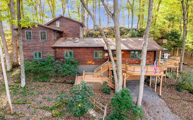 265 Paradise Circle, Morgantown, West Virginia 26508, 4 Bedrooms Bedrooms, 9 Rooms Rooms,2 BathroomsBathrooms,Single Family Detached,For Sale,Paradise,10160698