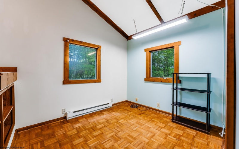 265 Paradise Circle, Morgantown, West Virginia 26508, 4 Bedrooms Bedrooms, 9 Rooms Rooms,2 BathroomsBathrooms,Single Family Detached,For Sale,Paradise,10160698