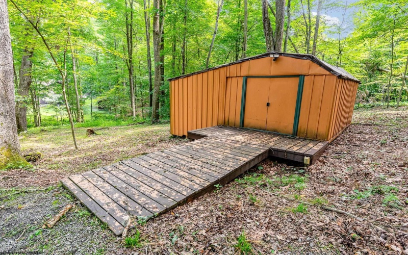 265 Paradise Circle, Morgantown, West Virginia 26508, 4 Bedrooms Bedrooms, 9 Rooms Rooms,2 BathroomsBathrooms,Single Family Detached,For Sale,Paradise,10160698