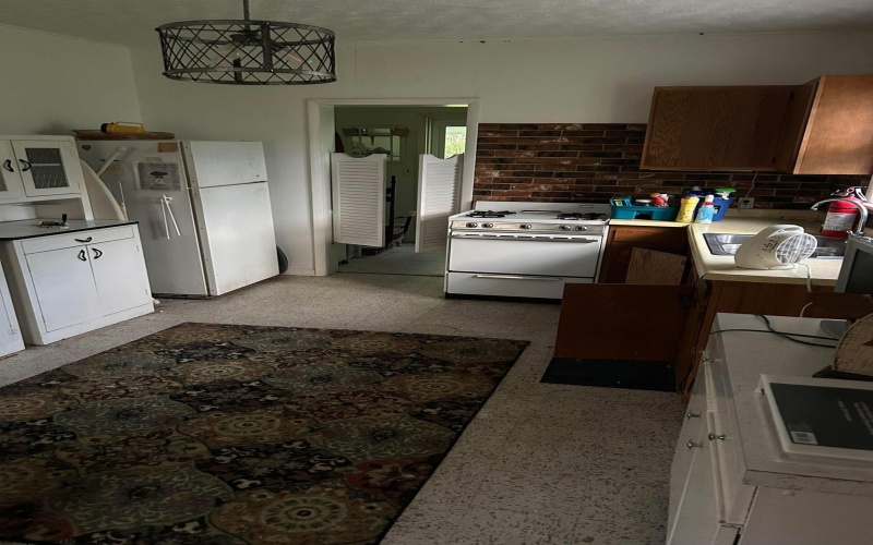 230 Merrill Street, Parsons, West Virginia 26287, 3 Bedrooms Bedrooms, 6 Rooms Rooms,1 BathroomBathrooms,Single Family Detached,For Sale,Merrill,10162130 230 Merrill Street, Parsons, West Virginia 26287, 3 Bedrooms Bedrooms, 6 Rooms Rooms,1 BathroomBathrooms,Single Family Detached,For Sale,Merrill,10162130