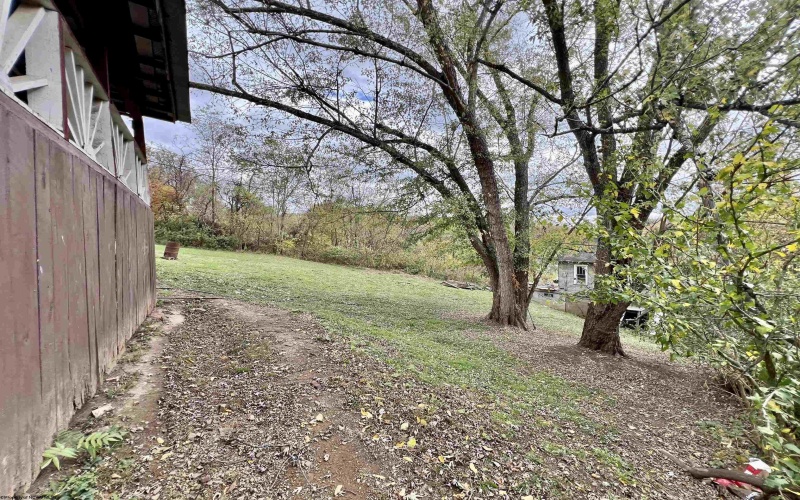 302 Butchers Lane, Weston, West Virginia 26452, ,Lots/land,For Sale,Butchers,10162141