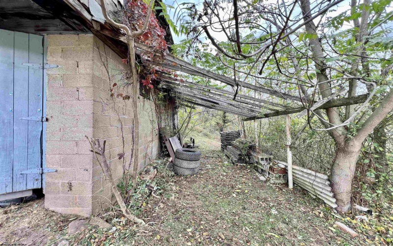 302 Butchers Lane, Weston, West Virginia 26452, ,Lots/land,For Sale,Butchers,10162141