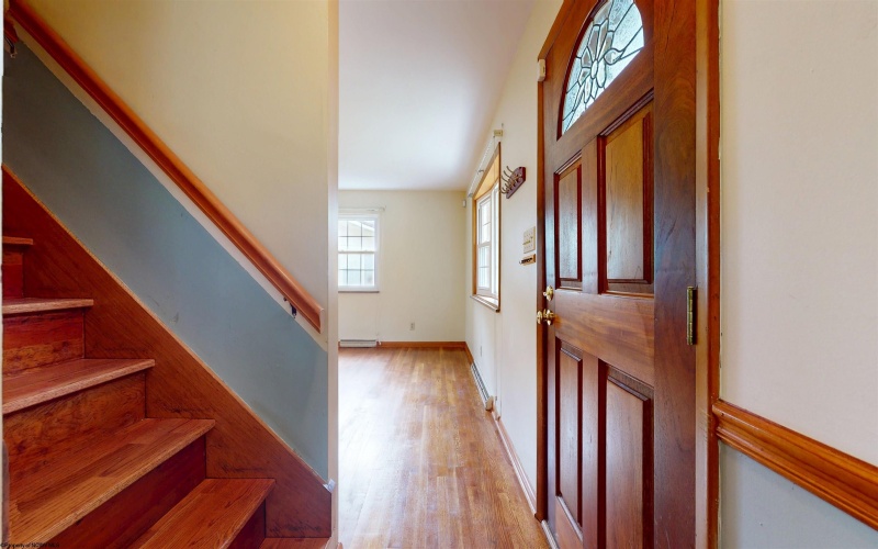 1235 Woodland Crescent, Fairmont, West Virginia 26554, 4 Bedrooms Bedrooms, 8 Rooms Rooms,1 BathroomBathrooms,Single Family Detached,For Sale,Woodland,10162140