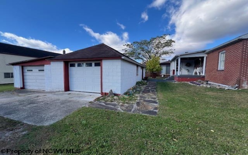 104 Short Street, Elkins, West Virginia 26241-9999, 2 Bedrooms Bedrooms, 7 Rooms Rooms,1 BathroomBathrooms,Single Family Detached,For Sale,Short,10162155 104 Short Street, Elkins, West Virginia 26241-9999, 2 Bedrooms Bedrooms, 7 Rooms Rooms,1 BathroomBathrooms,Single Family Detached,For Sale,Short,10162155