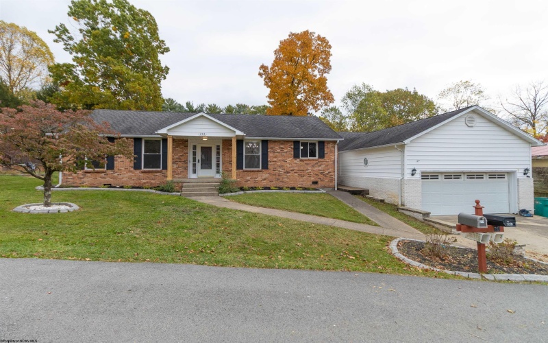 244 Meadowcrest Lane, Bridgeport, West Virginia 26330, 4 Bedrooms Bedrooms, 8 Rooms Rooms,3 BathroomsBathrooms,Single Family Detached,For Sale,Meadowcrest,10162146 244 Meadowcrest Lane, Bridgeport, West Virginia 26330, 4 Bedrooms Bedrooms, 8 Rooms Rooms,3 BathroomsBathrooms,Single Family Detached,For Sale,Meadowcrest,10162146