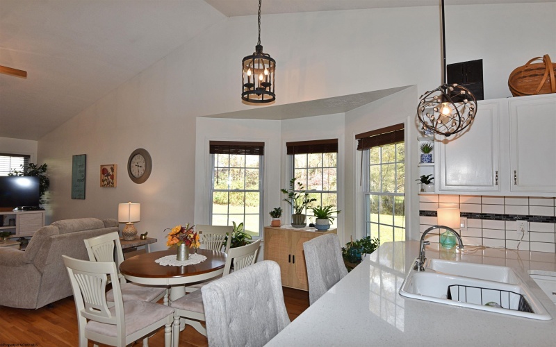 36 Holly Street, Elkins, West Virginia 26241, 2 Bedrooms Bedrooms, 4 Rooms Rooms,2 BathroomsBathrooms,Single Family Detached,For Sale,Holly,10162162