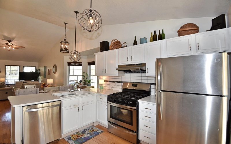 36 Holly Street, Elkins, West Virginia 26241, 2 Bedrooms Bedrooms, 4 Rooms Rooms,2 BathroomsBathrooms,Single Family Detached,For Sale,Holly,10162162