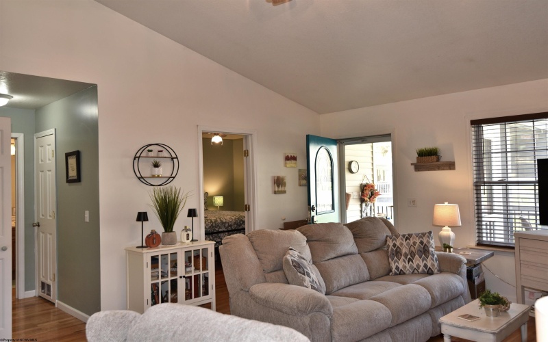 36 Holly Street, Elkins, West Virginia 26241, 2 Bedrooms Bedrooms, 4 Rooms Rooms,2 BathroomsBathrooms,Single Family Detached,For Sale,Holly,10162162