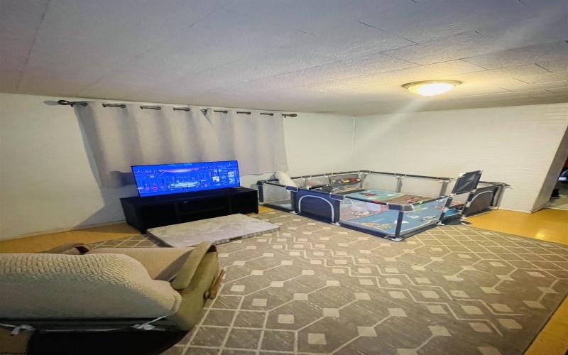 412 Merrill Avenue, Rivesville, West Virginia 26588, 3 Bedrooms Bedrooms, 8 Rooms Rooms,2 BathroomsBathrooms,Single Family Detached,For Sale,Merrill,10162173 412 Merrill Avenue, Rivesville, West Virginia 26588, 3 Bedrooms Bedrooms, 8 Rooms Rooms,2 BathroomsBathrooms,Single Family Detached,For Sale,Merrill,10162173