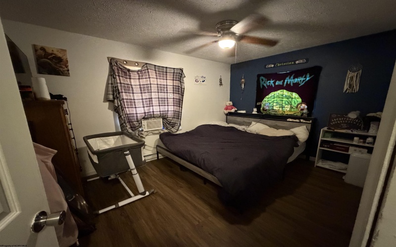 201 Sand Run Road, Weston, West Virginia 26452, 4 Bedrooms Bedrooms, 5 Rooms Rooms,1 BathroomBathrooms,Single Family Detached,For Sale,Sand Run,10162169