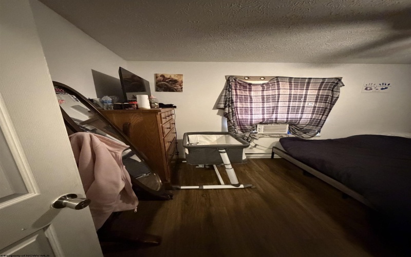 201 Sand Run Road, Weston, West Virginia 26452, 4 Bedrooms Bedrooms, 5 Rooms Rooms,1 BathroomBathrooms,Single Family Detached,For Sale,Sand Run,10162169