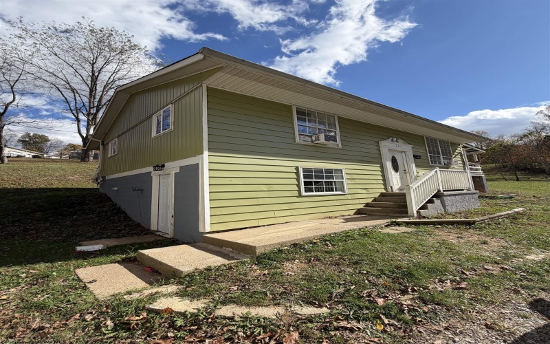 201 Sand Run Road, Weston, West Virginia 26452, 4 Bedrooms Bedrooms, 5 Rooms Rooms,1 BathroomBathrooms,Single Family Detached,For Sale,Sand Run,10162169