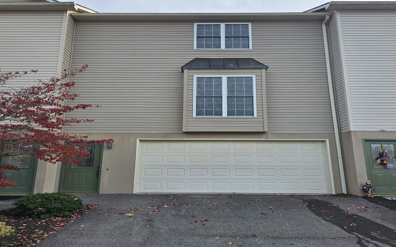 90 Clear Spring Drive, Morgantown, West Virginia 26508, 3 Bedrooms Bedrooms, 6 Rooms Rooms,2 BathroomsBathrooms,Single Family Attached,For Sale,Clear Spring,10162191