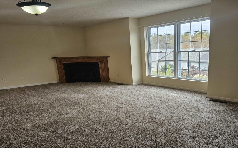 90 Clear Spring Drive, Morgantown, West Virginia 26508, 3 Bedrooms Bedrooms, 6 Rooms Rooms,2 BathroomsBathrooms,Single Family Attached,For Sale,Clear Spring,10162191