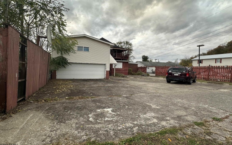 474 Main Avenue, Weston, West Virginia 26452, ,Multi-unit/income,For Sale,Main,10162174 474 Main Avenue, Weston, West Virginia 26452, ,Multi-unit/income,For Sale,Main,10162174