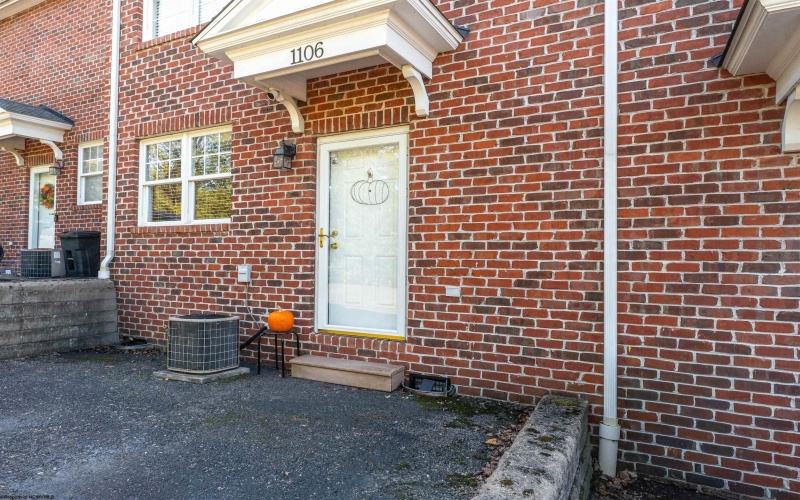 1106 Prestwick Avenue, Morgantown, West Virginia 26508, 2 Bedrooms Bedrooms, 5 Rooms Rooms,2 BathroomsBathrooms,Single Family Attached,For Sale,Prestwick,10162180 1106 Prestwick Avenue, Morgantown, West Virginia 26508, 2 Bedrooms Bedrooms, 5 Rooms Rooms,2 BathroomsBathrooms,Single Family Attached,For Sale,Prestwick,10162180