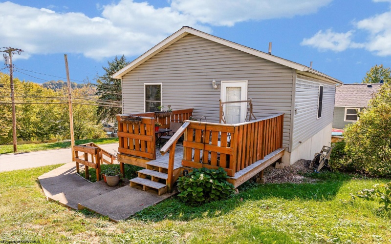 709 Monongalia Avenue, Morgantown, West Virginia 26505, 3 Bedrooms Bedrooms, 5 Rooms Rooms,1 BathroomBathrooms,Single Family Detached,For Sale,Monongalia,10162176