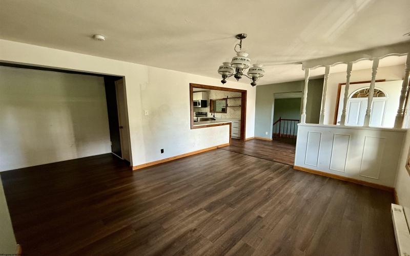 1465 Barry Street, Fairmont, West Virginia 26554, 3 Bedrooms Bedrooms, 8 Rooms Rooms,2 BathroomsBathrooms,Single Family Detached,For Sale,Barry,10162177