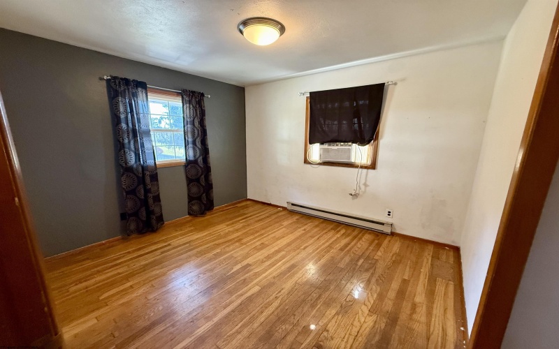 1465 Barry Street, Fairmont, West Virginia 26554, 3 Bedrooms Bedrooms, 8 Rooms Rooms,2 BathroomsBathrooms,Single Family Detached,For Sale,Barry,10162177