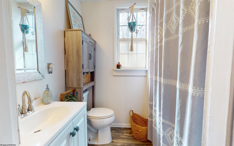 505 Potomac Avenue, Fairmont, West Virginia 26554, 3 Bedrooms Bedrooms, 6 Rooms Rooms,2 BathroomsBathrooms,Single Family Detached,For Sale,Potomac,10162178