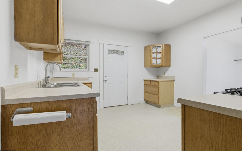 3113 Jenkins Lane, Farmington, West Virginia 26571, 2 Bedrooms Bedrooms, 6 Rooms Rooms,1 BathroomBathrooms,Single Family Detached,For Sale,Jenkins,10162183