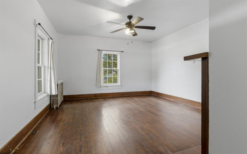 3113 Jenkins Lane, Farmington, West Virginia 26571, 2 Bedrooms Bedrooms, 6 Rooms Rooms,1 BathroomBathrooms,Single Family Detached,For Sale,Jenkins,10162183