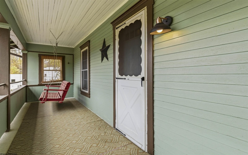 3113 Jenkins Lane, Farmington, West Virginia 26571, 2 Bedrooms Bedrooms, 6 Rooms Rooms,1 BathroomBathrooms,Single Family Detached,For Sale,Jenkins,10162183